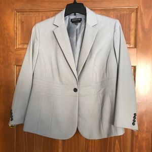 Jones New York pant suit